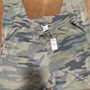 Brand new Express camo joggers